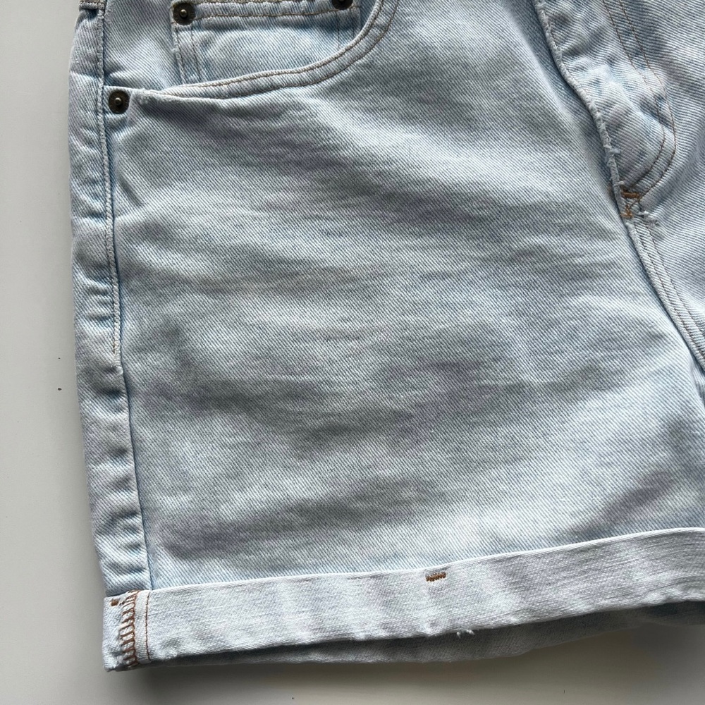 Vintage 90s Marithe Francois Girbaud Light Wash High Rise Denim Shorts - Size 26 - Picture 4 of 8